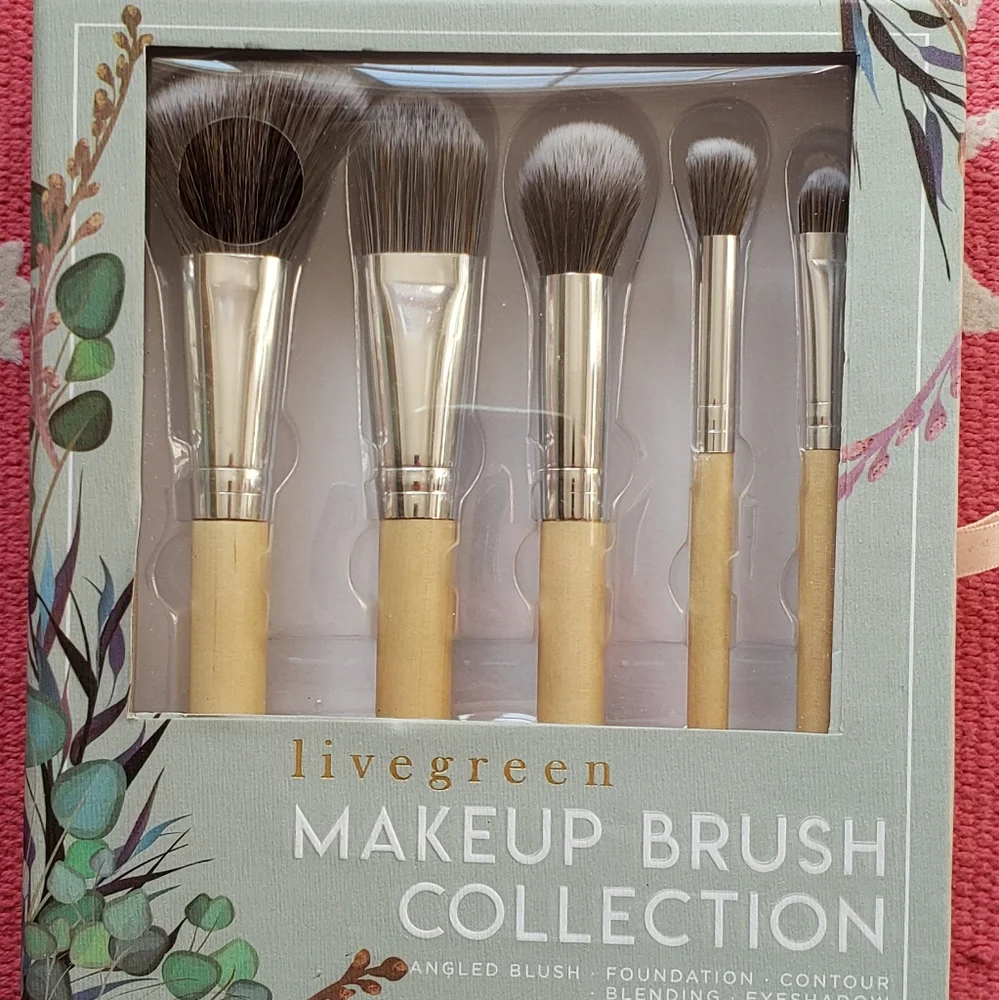 NWT LiveGreen Makeup Brush Collection Gift Set – 5‑Piece Eco‑Friendly Brush Set